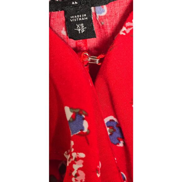 Womens red floral dress from Express. Size x-small - Picture 13 of 15